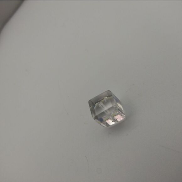 Illusion square cube charm necklace pendant clear - Picture 2 of 2